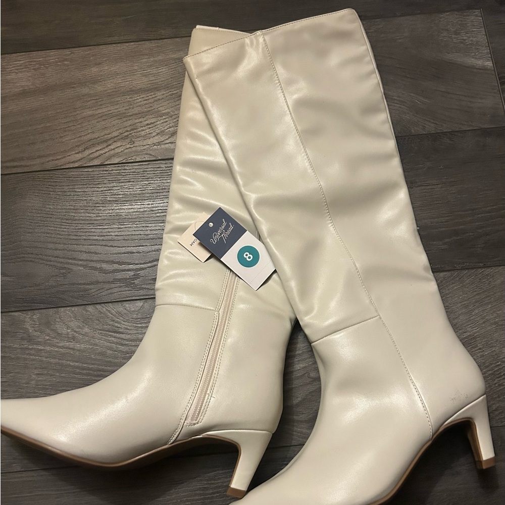 Elegant White Knee-High Women's Boots
